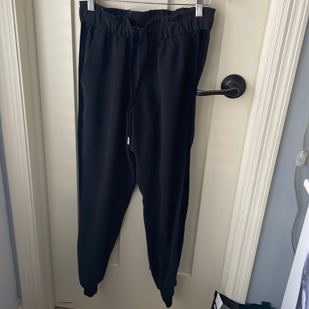 Lululemon Special Christmas Edition Joggers